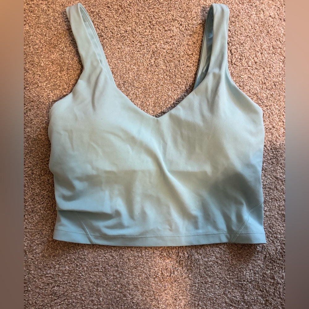 Lululemon align tank size 6 in perfect condition
